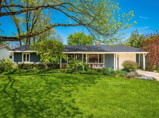 3082 Trentwood Rd, Columbus, OH 43221