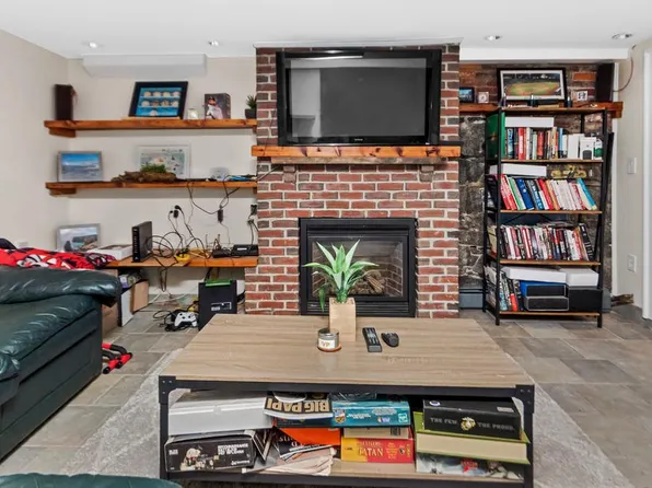 249 Bunker Hill St, Charlestown, MA