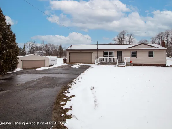 6963 S Stine Rd, Olivet, MI 49076