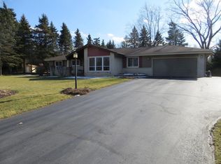 13665 Acre View Dr, Brookfield, WI 53005