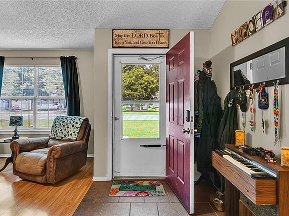 4th image of 2151 Wood Tree Ct