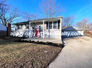 8832 Bel Air Ct, Indianapolis, IN 46226