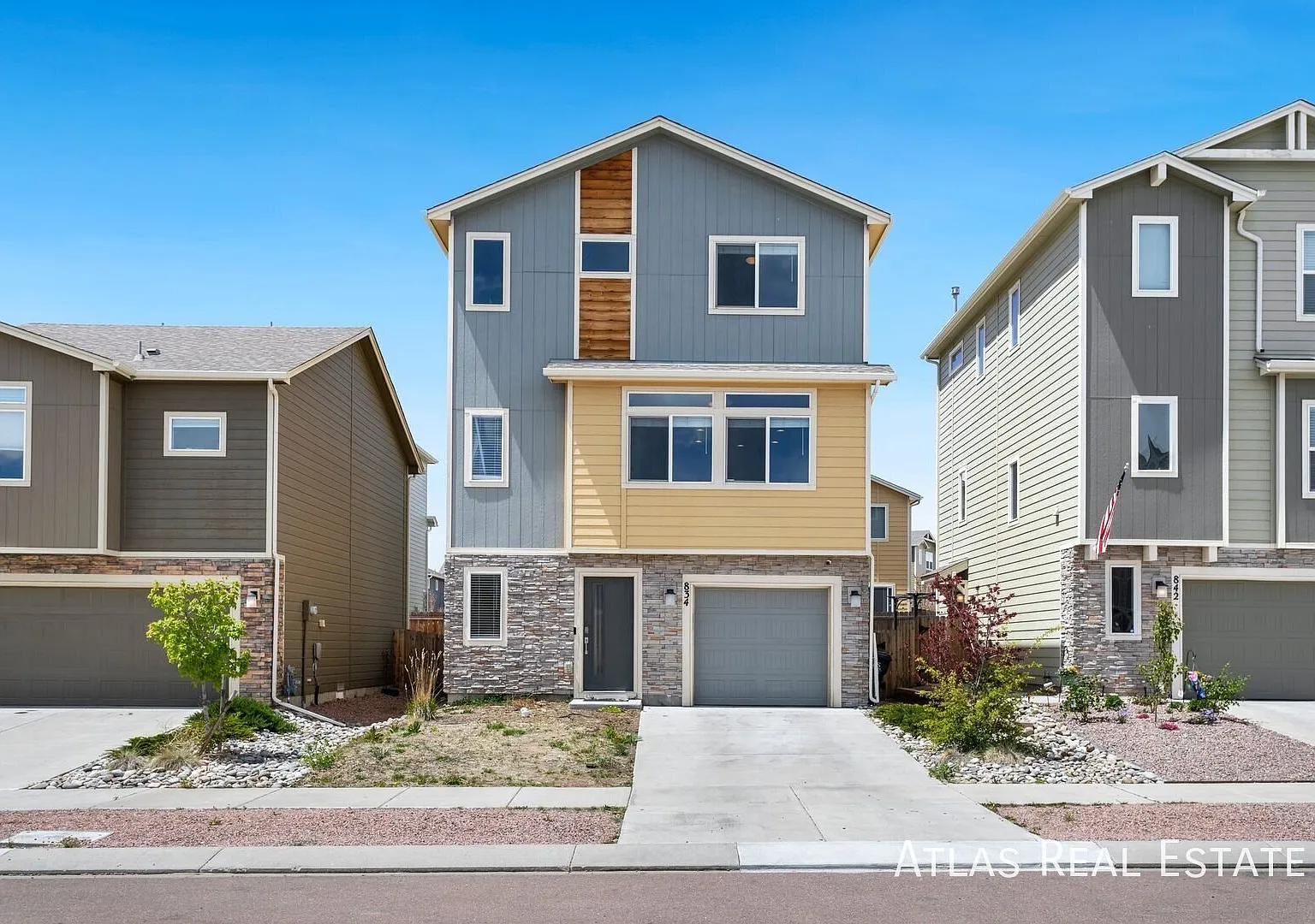 Modern 3-Bedroom Home in Patriot Park An Exceptional Value! — Photo 2