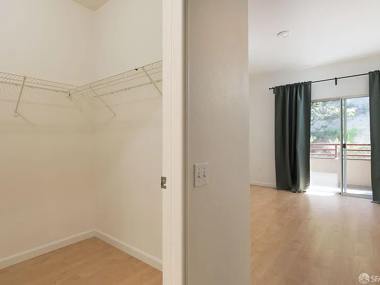 240 Caldecott Ln #108 — Photo 12