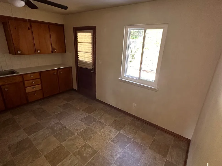 270 Cluster Ave #2 — Photo 10