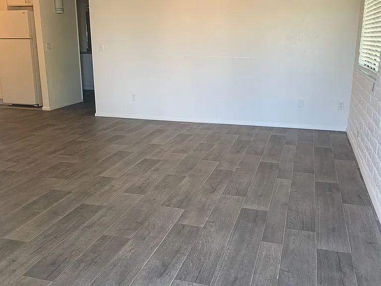 Taylor Heights Apartments — Photo 3