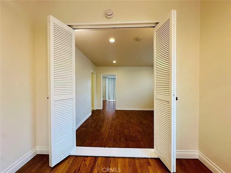400 E Fernfield Dr — Photo 21