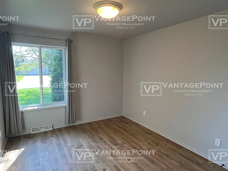 1800 Hardwoods Ct — Photo 11