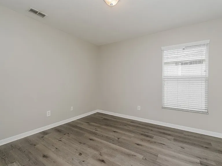 7546 Oxford Garden Cir — Photo 11