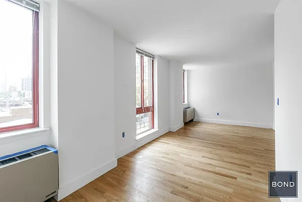 Rented by Bond New York | media 1