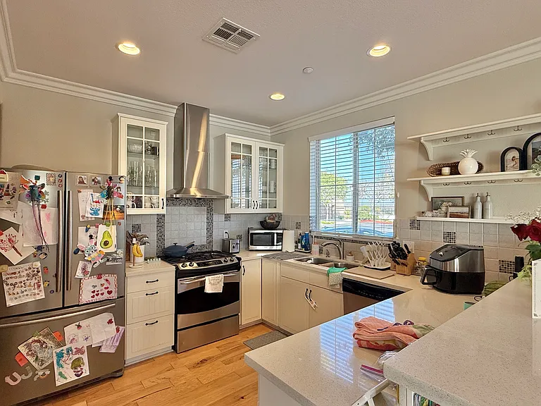 10620 Canyon Grove Trl — Photo 11