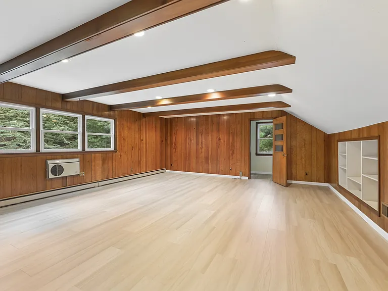 26 Glenwood Rd — Photo 32