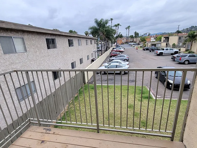 966 S Sunshine Ave — Photo 13