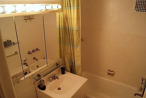 Rented by Town Residential | media 13