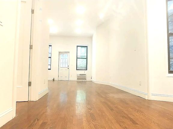 2nd image of 321 E 66th St APT 1D