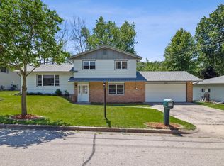 935 Burton St, Red Wing, MN 55066
