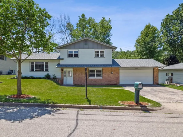 935 Burton St, Red Wing, MN 55066