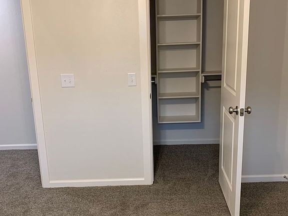 2nd image of 4522 Enclave Cir