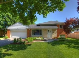 3106 Cranston Ct, Wilmette, IL