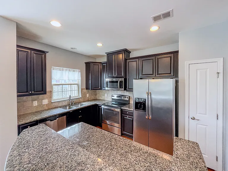 428 Christiane Way — Photo 3