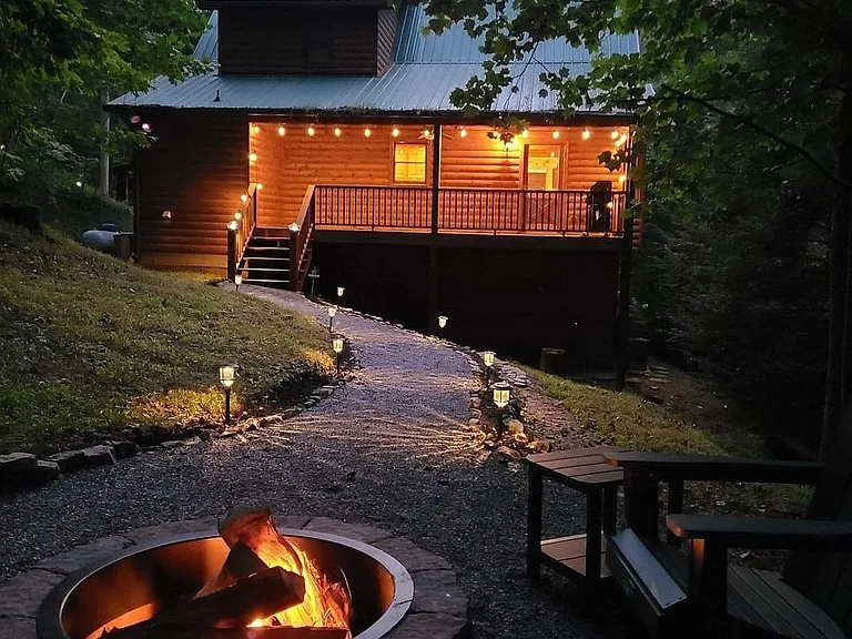 1170 Beaver Lake Dr — Photo 3