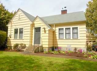 121 Bauer Ln, Eugene, OR 97404