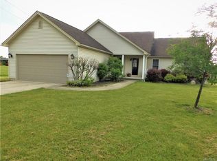 4560 Parker Rd, Hamburg, NY 14075