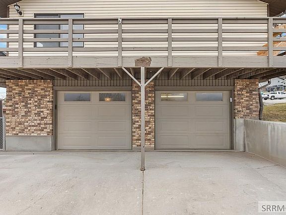 5th image of 144 Oasis Dr