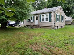 21 Dean St, Norton, MA 02766