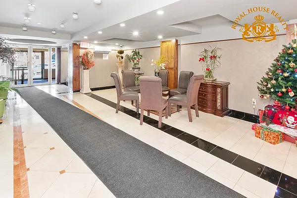 Sold by Royal House Realty, Inc. | media 13