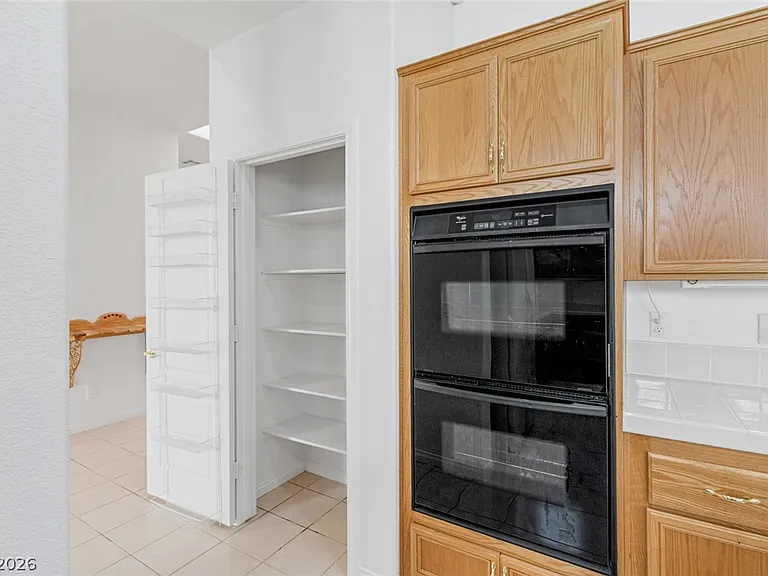 3131 Surf Spray St — Photo 18