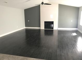 11 Madison Dr, Laurel Springs, NJ 08021