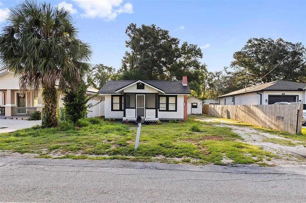 1 bed, 1.0 bath, 650 sqft, $1,299 — Photo 4
