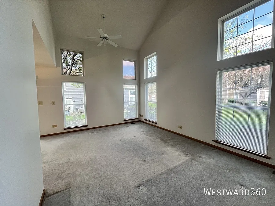 Building Photo - 18 Stonegate Ct