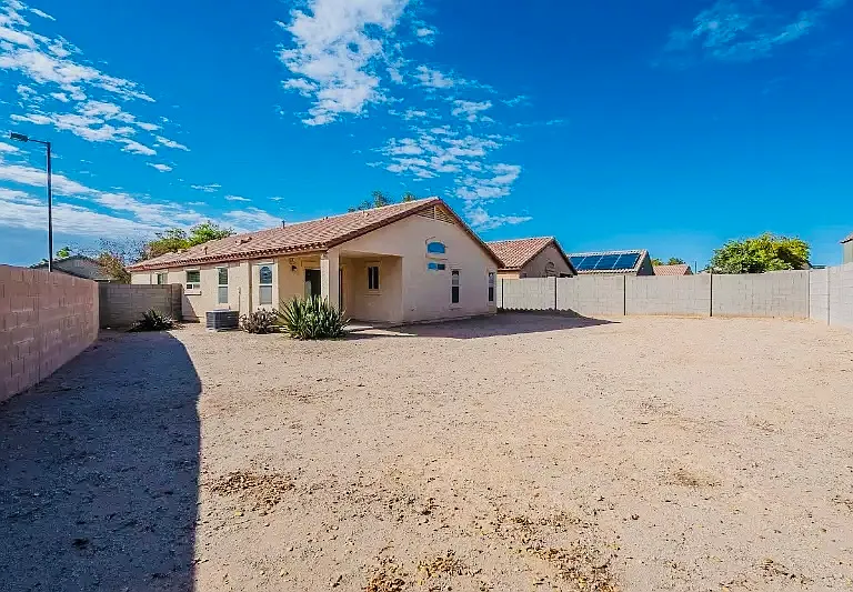 5040 S 235th Dr — Photo 29