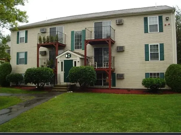 102 White Cedar Blvd #102, Portsmouth, NH 03801