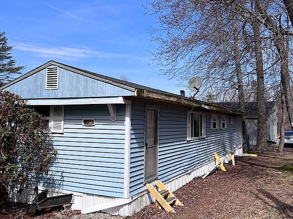 5th image of 1032 N Main St #3