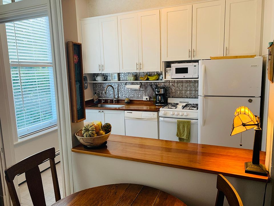 1st image of 1928 Floyd Ave #2