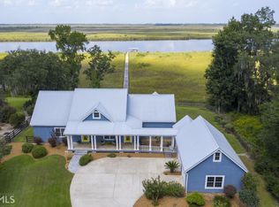 416 Magna Carta Dr, Woodbine, GA 31569