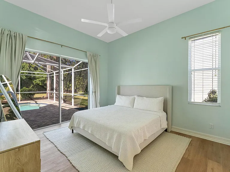 25600 Springtide Ct — Photo 30