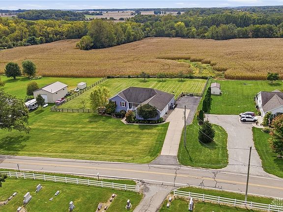 3rd image of 8097 Jones Rd