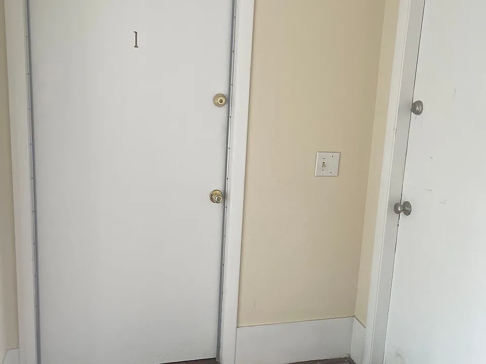 Entry hall to three apartments