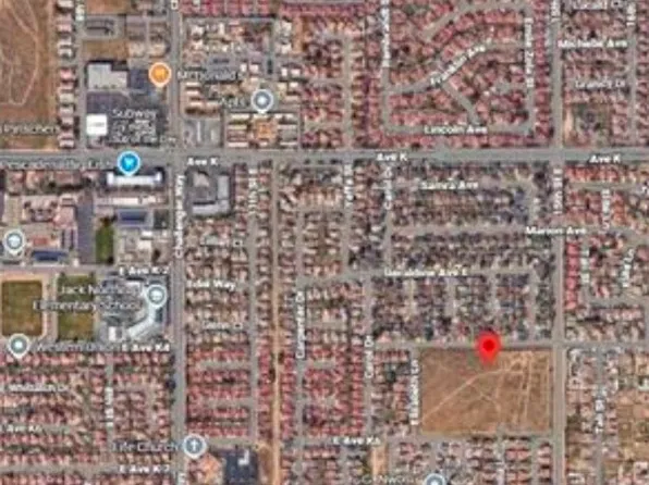 4 Melody Ln, Lancaster, CA 93535