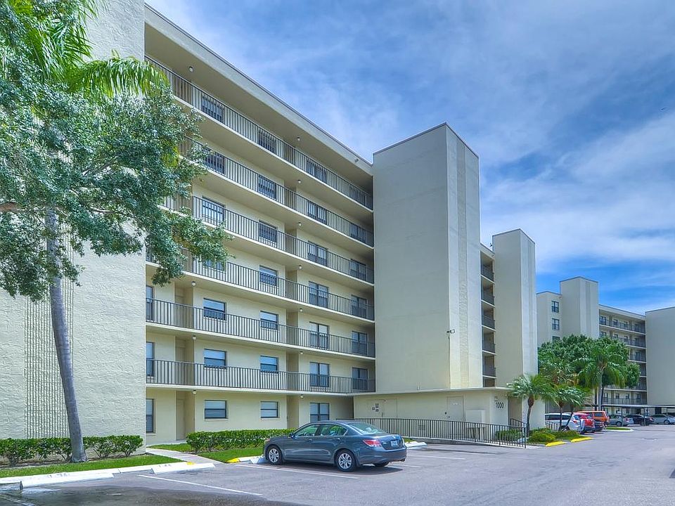 1st image of 1000 Cove Cay Dr Unit 5C
