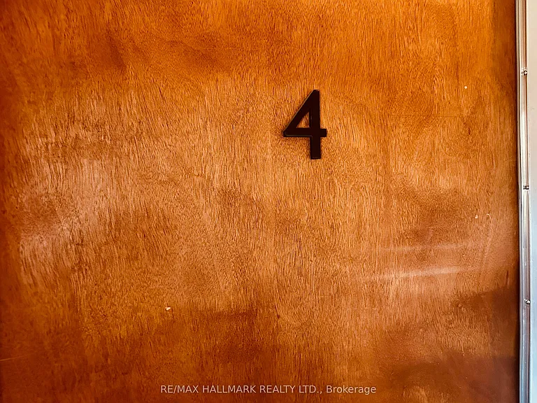 20 Triller Ave #4 — Photo 19