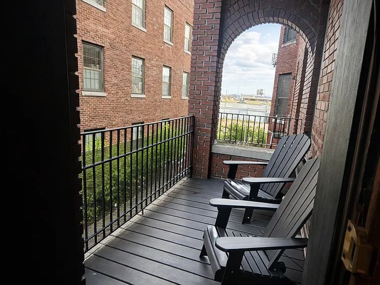 209 W 5th Ave #203 — Photo 12