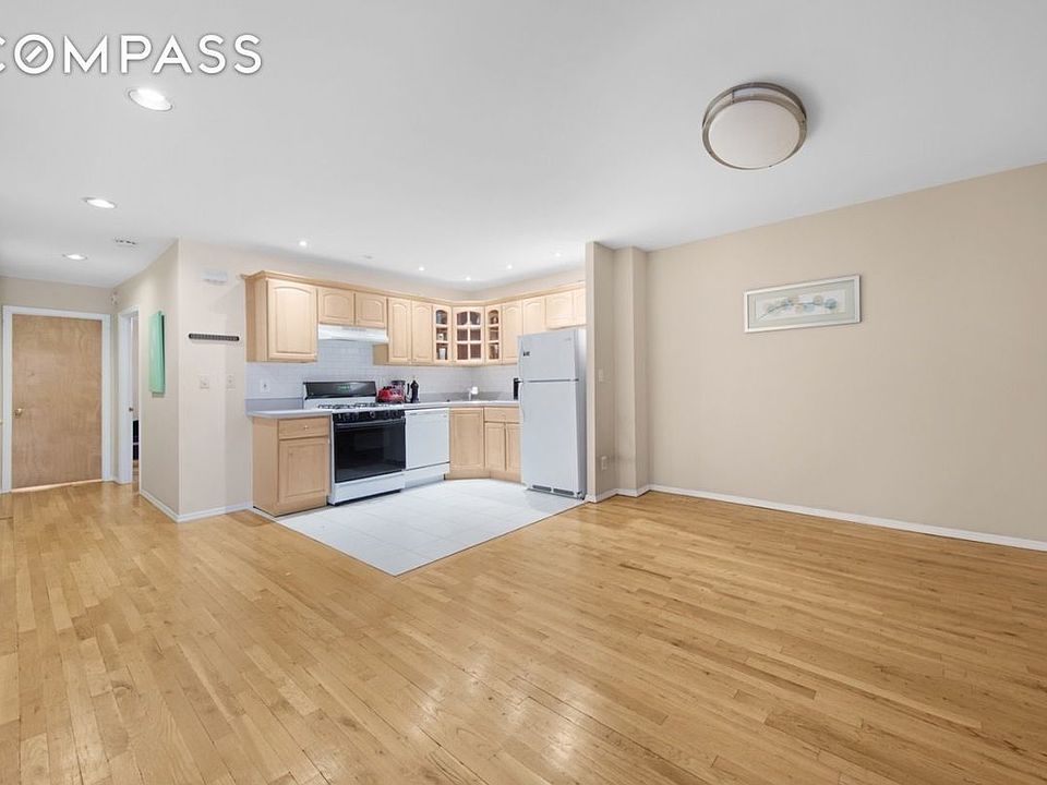 1st image of 2249 38th St #2