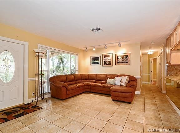 OPEN CONCEPT LIVING/FAMILY ROOM!