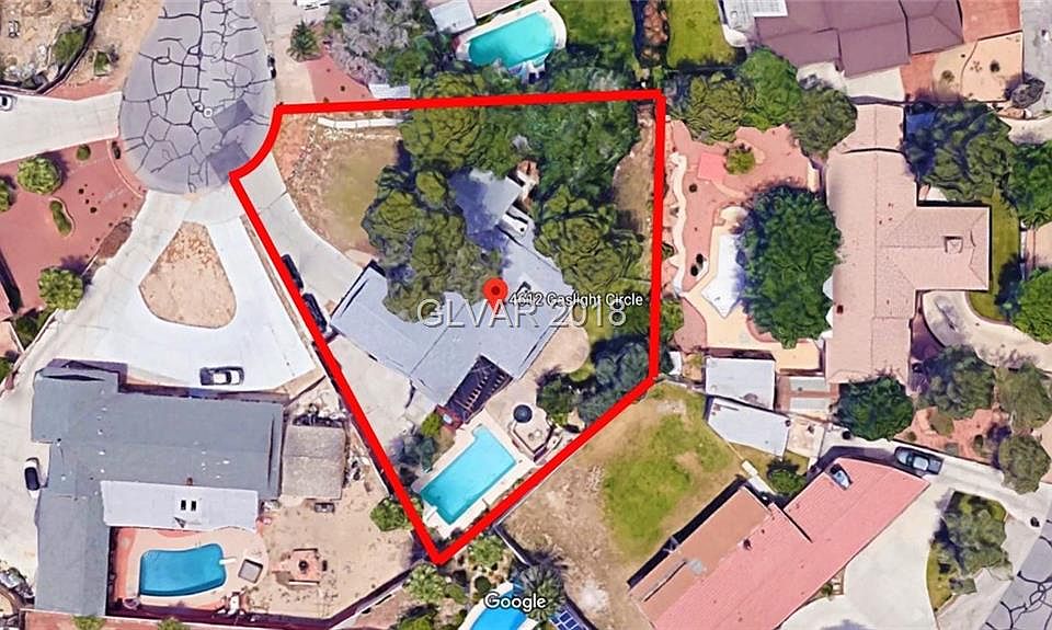 2nd image of 4612 Gaslight Cir