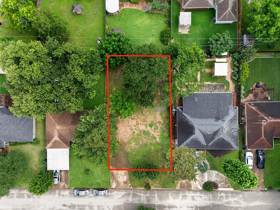 1st image of 934 W 30th St